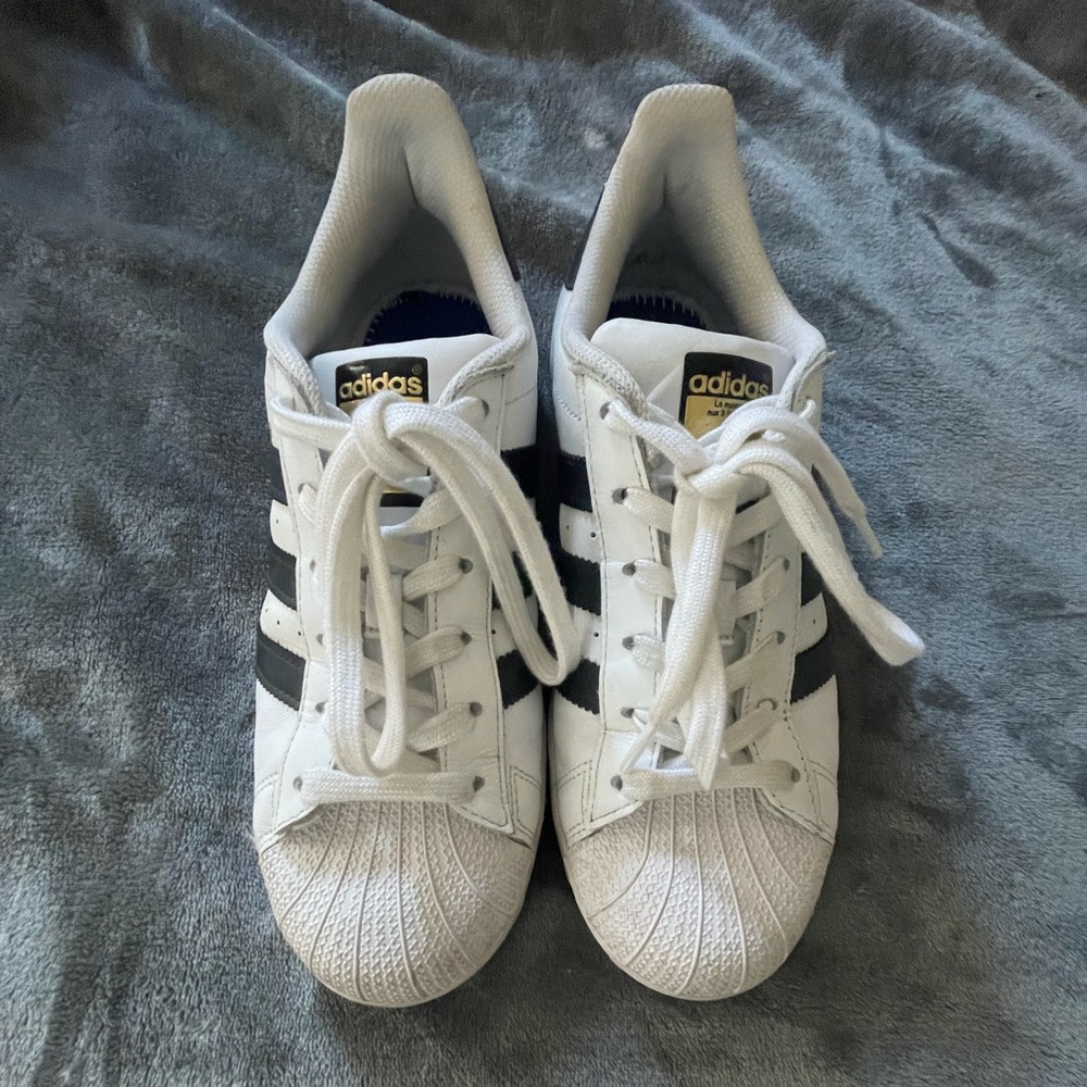 Adidas SUPERSTAR gym shoes